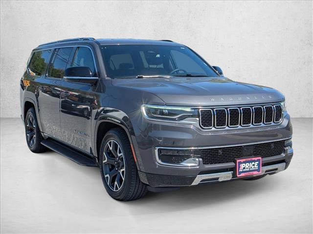 Used 2024 Jeep Wagoneer L Series III w/ Flexible Seating Group AWD/4WD image 3