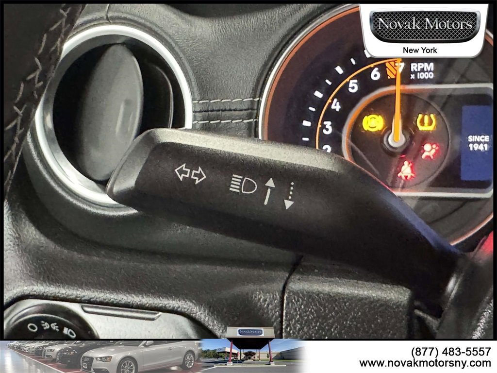 Used 2019 Jeep Wrangler Unlimited Sahara w/ Quick Order Package 24M Moab image 18