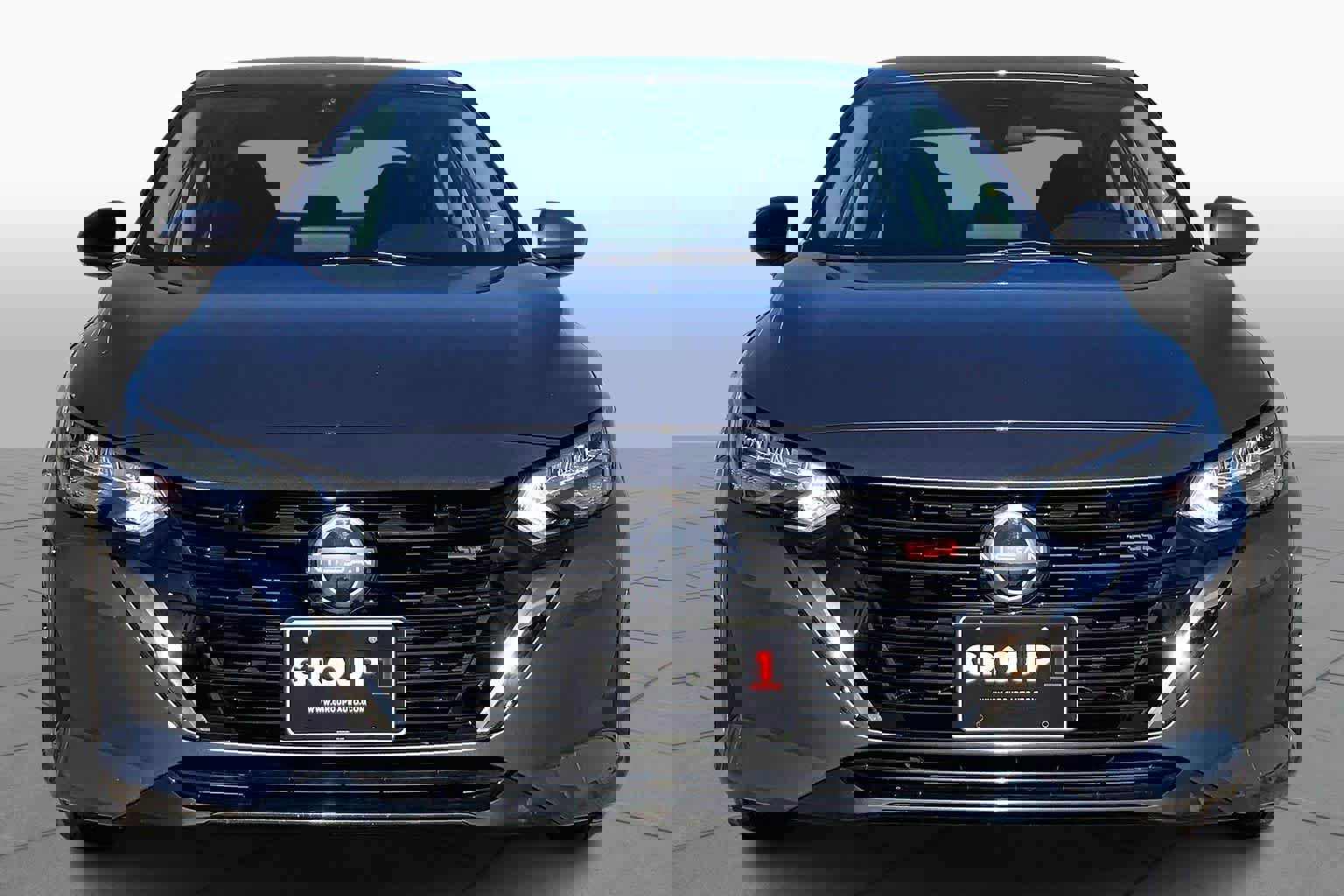 Used 2025 Nissan Sentra SR image 4