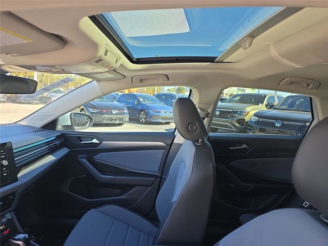 New 2026 Volkswagen Jetta SE image 25