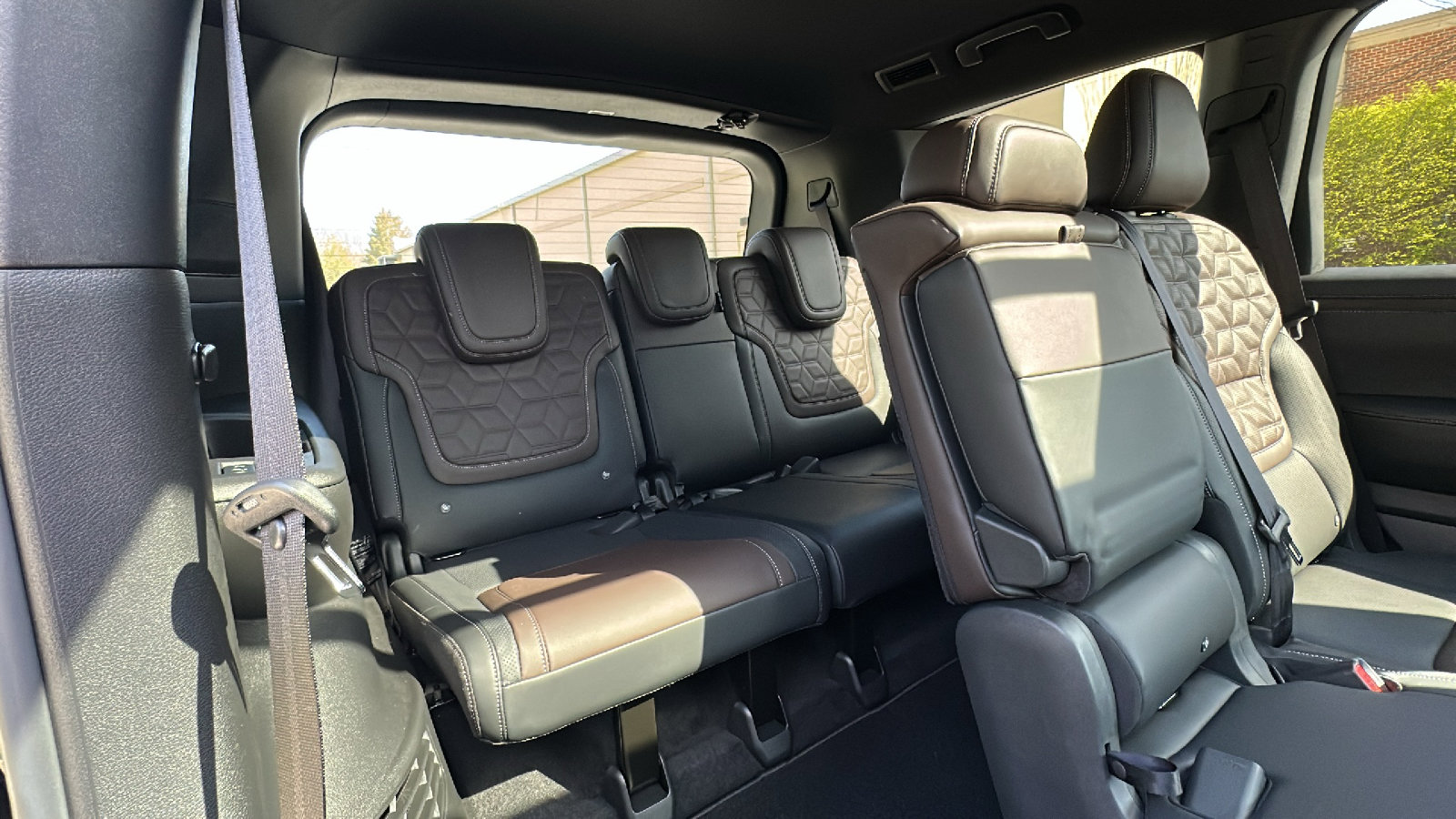 Certified 2026 Nissan Armada Platinum image 25