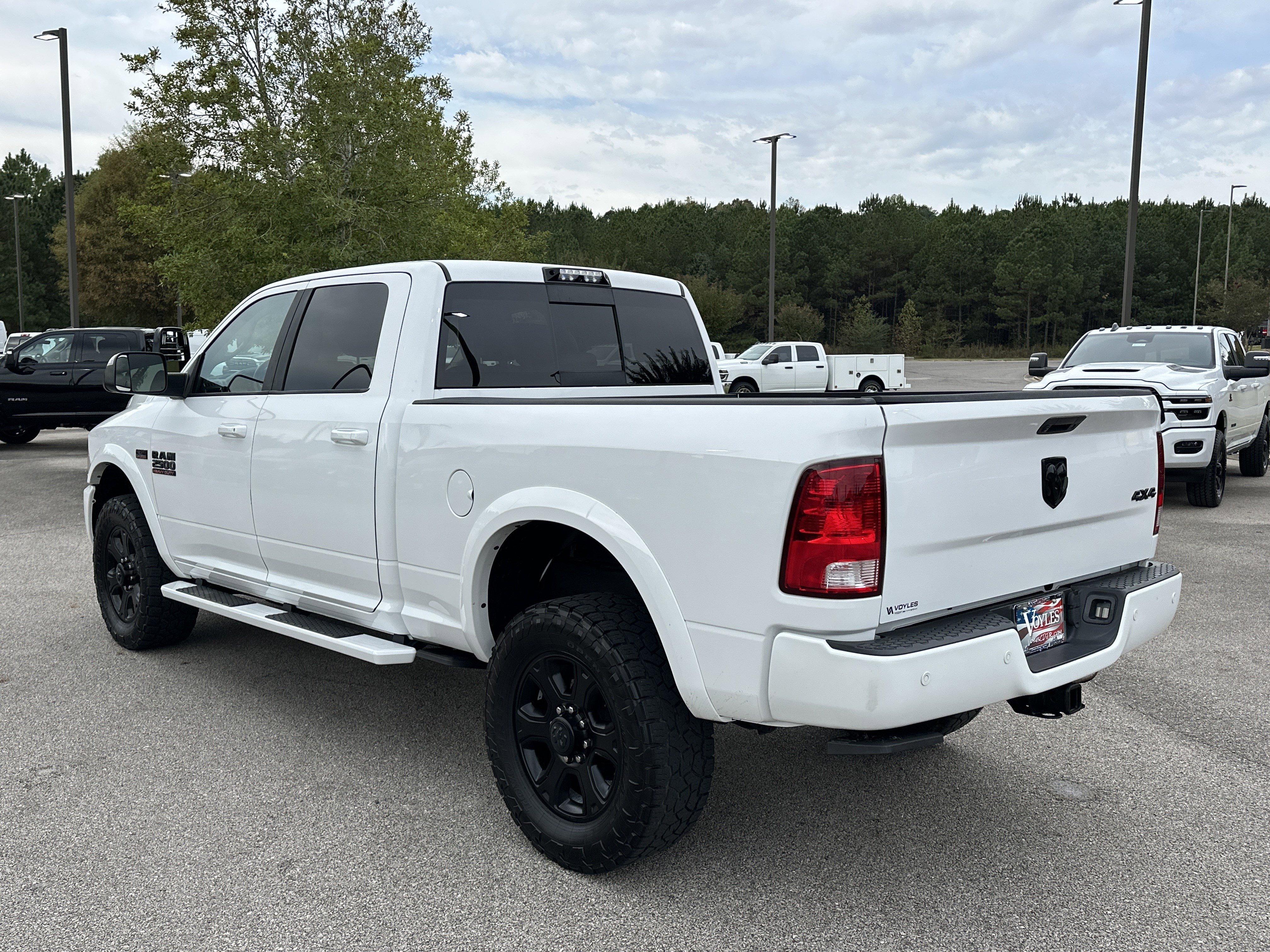 Used 2018 RAM 2500 Big Horn w/ Sport Appearance Group image 5