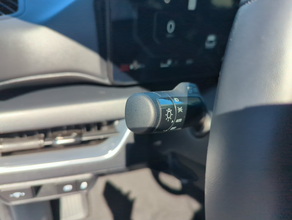 Used 2025 Kia K4 EX FWD image 21