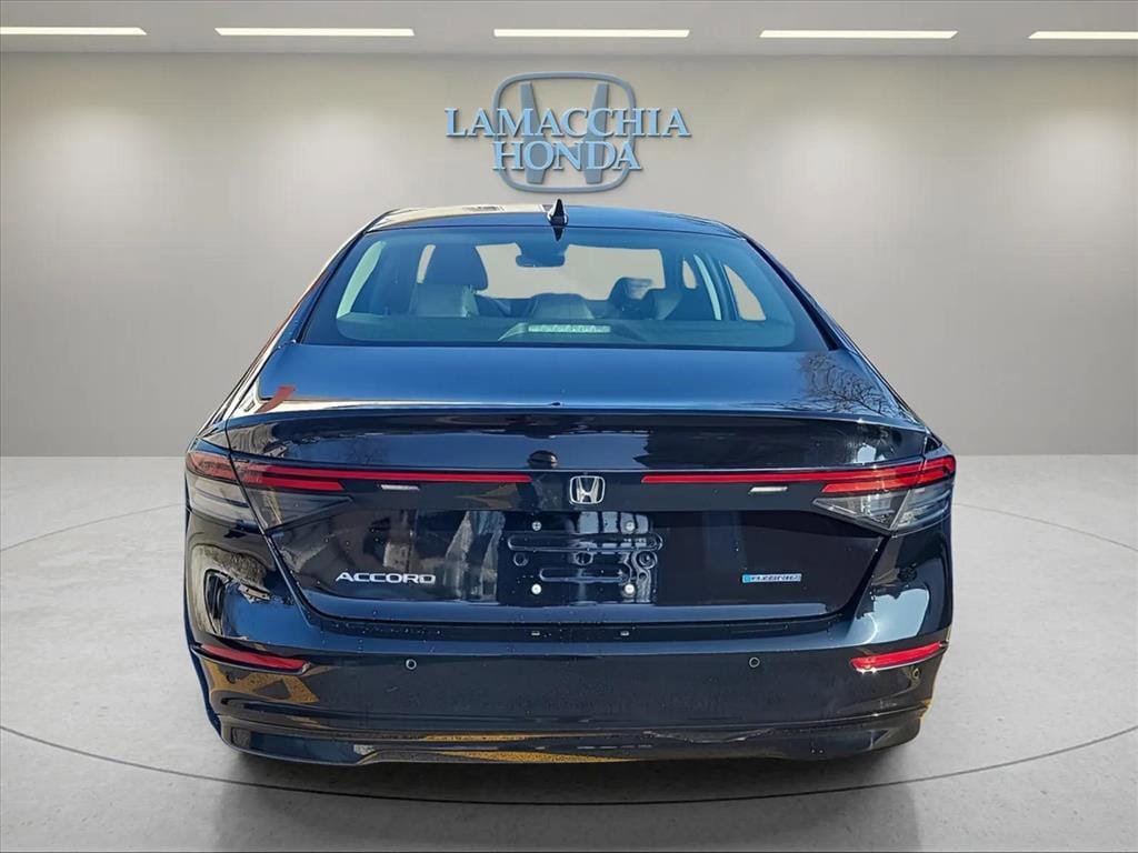 Used 2023 Honda Accord EX-L image 4