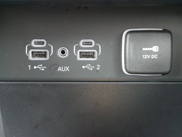 Used 2025 Jeep Grand Cherokee Limited w/ Trailer Tow Package image 20