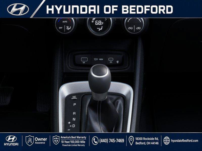 New 2026 Hyundai Venue SEL FWD image 19