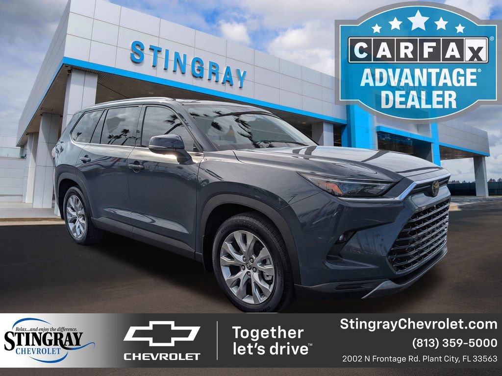 Used 2025 Toyota Grand Highlander FWD image 1