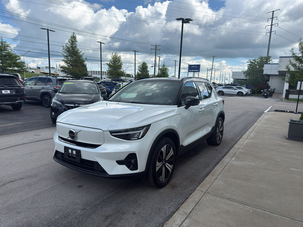 Certified 2023 Volvo XC40 Recharge Plus AWD/4WD image 7