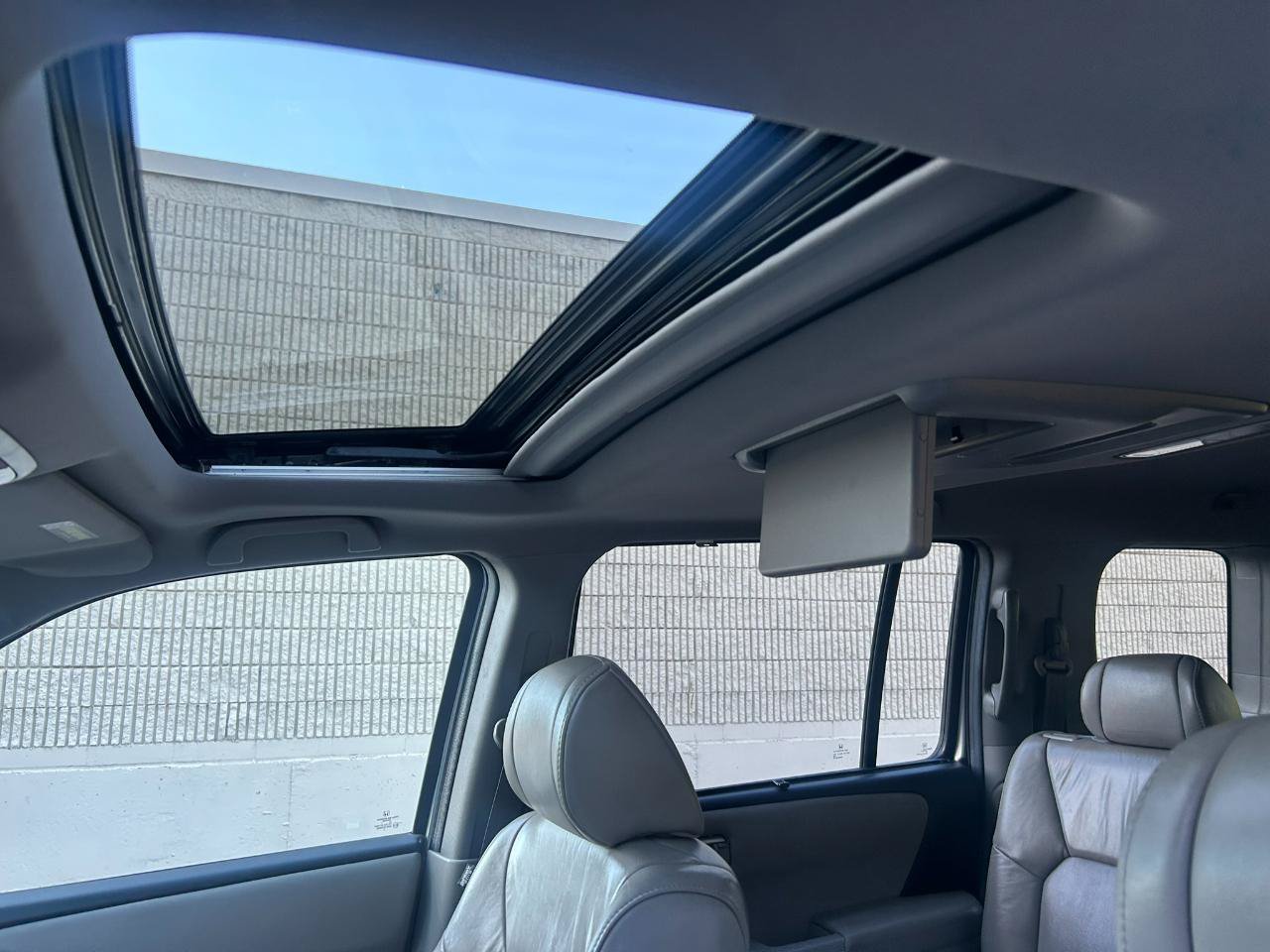 Used 2011 Honda Pilot Touring image 11