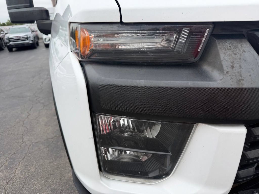 Used 2021 Chevrolet Silverado 2500 W/T w/ WT Convenience Package AWD/4WD image 5