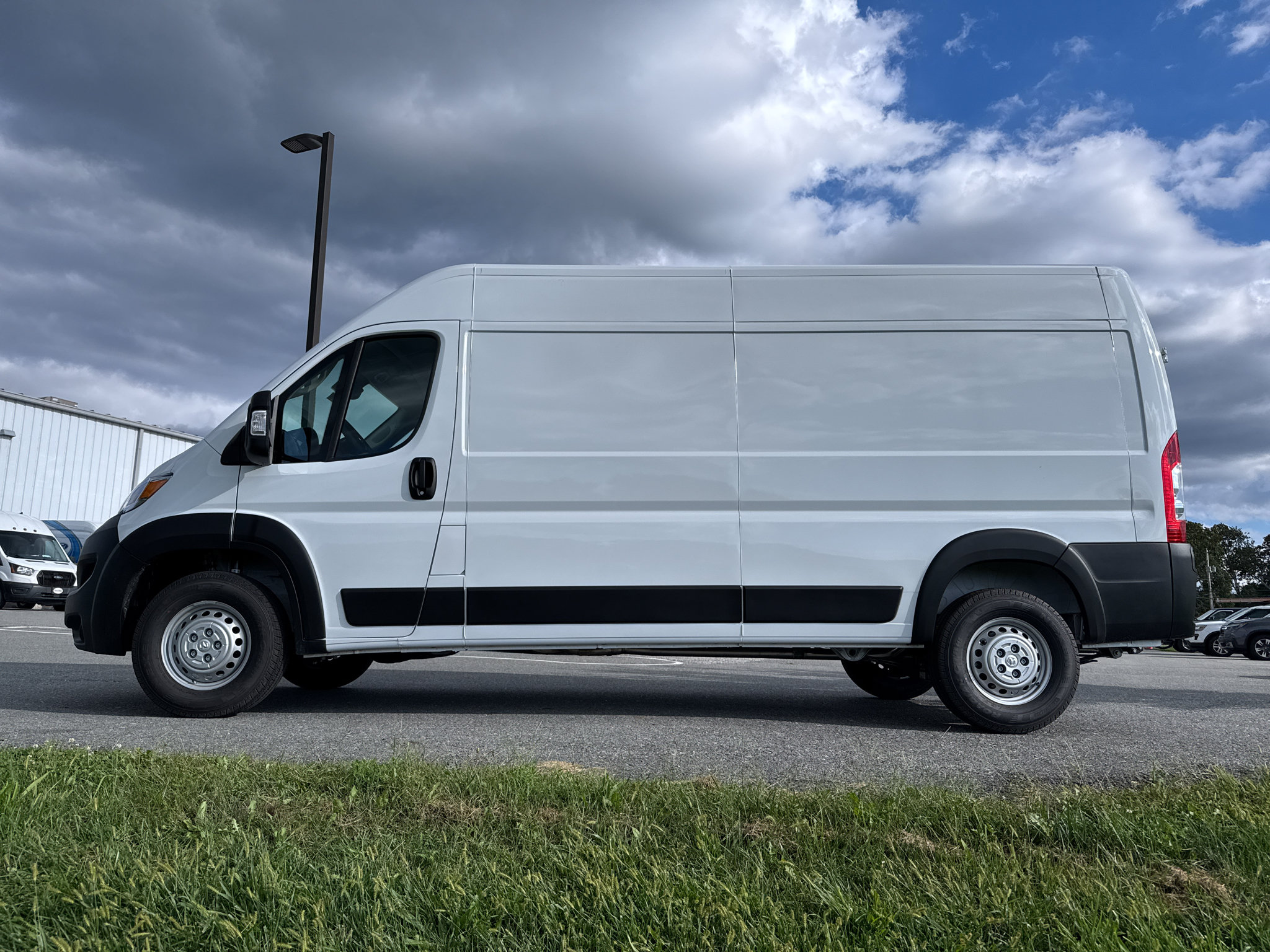 New 2026 RAM ProMaster 2500 w/ Convenience Group FWD image 15