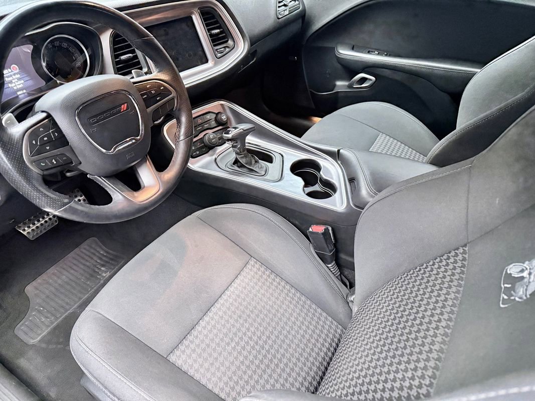 Used 2019 Dodge Challenger R/T Scat Pack RWD image 9