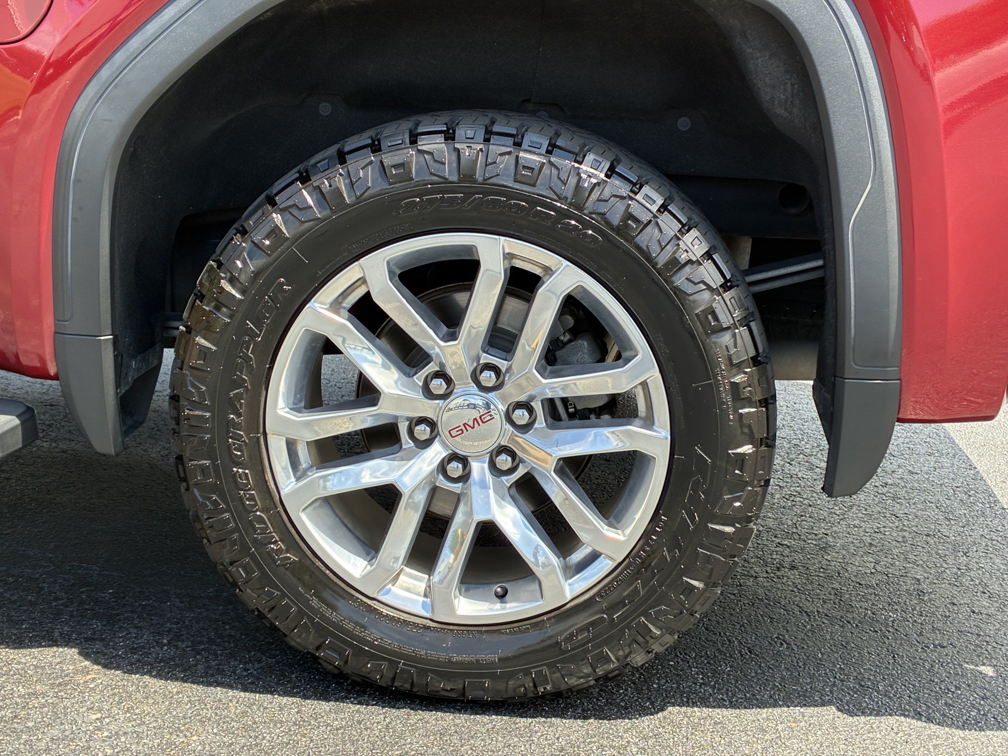 Used 2019 GMC Sierra 1500 SLT w/ SLT Premium Package AWD/4WD image 11