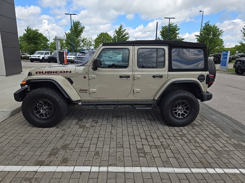 Used 2022 Jeep Wrangler Unlimited Rubicon w/ Xtreme Recon 35" Tire Package AWD/4WD image 8