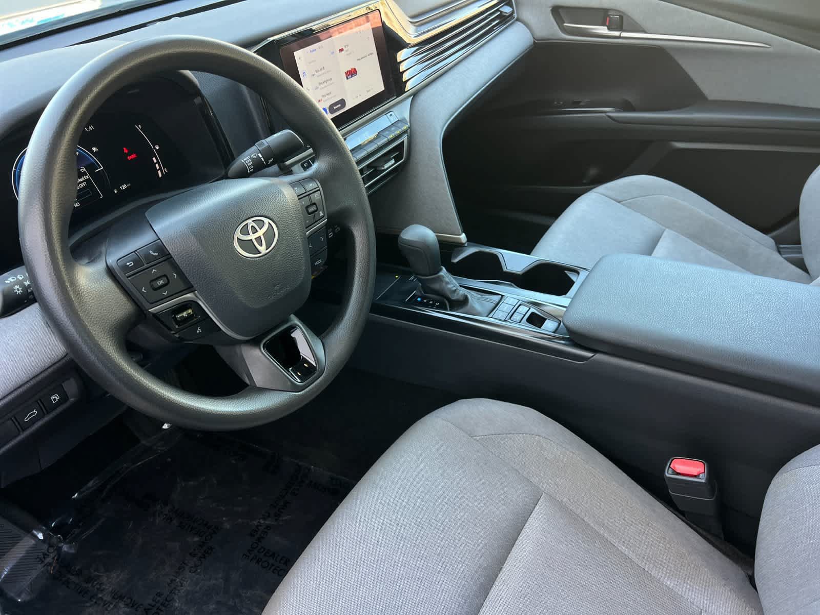 Used 2026 Toyota Camry LE FWD image 12