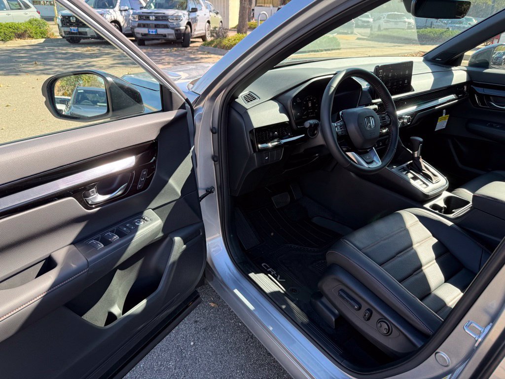 Certified 2026 Honda CR-V Sport Touring image 13