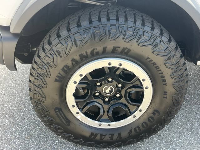 Used 2023 Ford Bronco Badlands AWD/4WD image 34