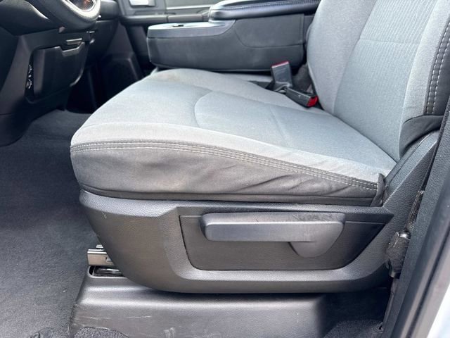 Used 2022 RAM 2500 Big Horn AWD/4WD image 24