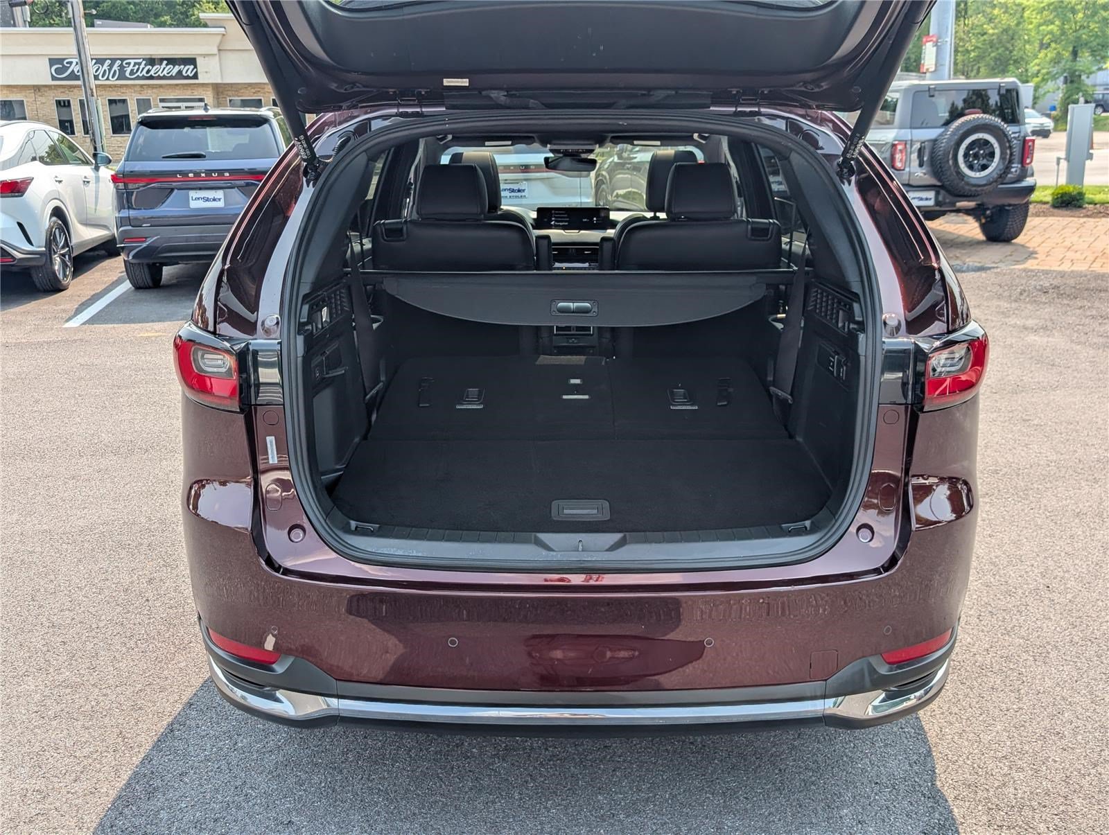 Used 2024 MAZDA CX-90 Plug-In Hybrid w/ Premium Plus AWD/4WD image 14
