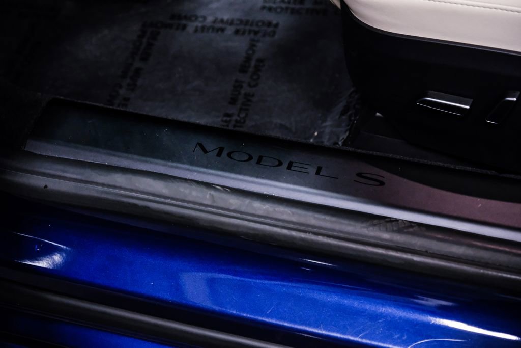 Used 2023 Tesla Model S Standard Range image 33
