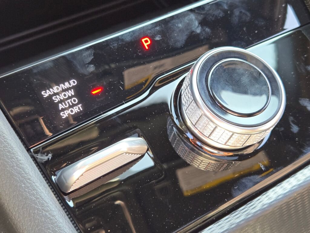 New 2025 Jeep Grand Cherokee L Limited w/ Luxury Tech Group II image 27