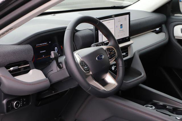New 2026 Ford Explorer Active AWD/4WD image 11