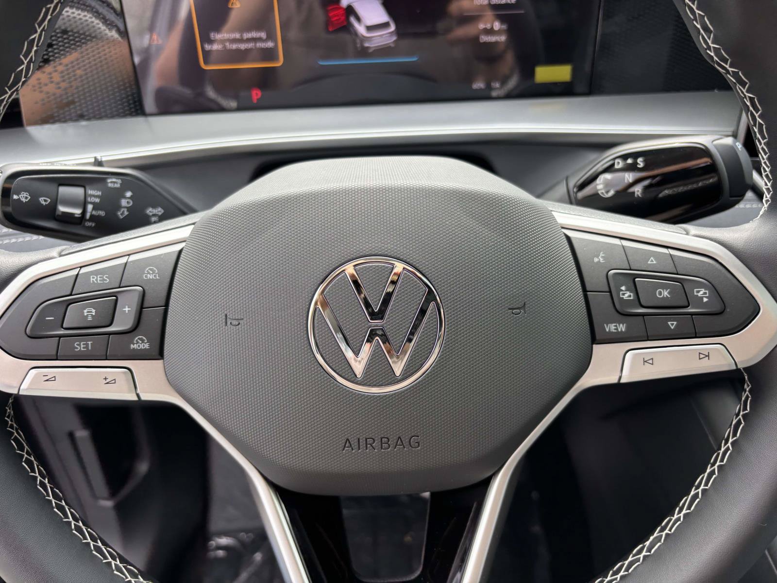 New 2026 Volkswagen Tiguan SE AWD/4WD image 17