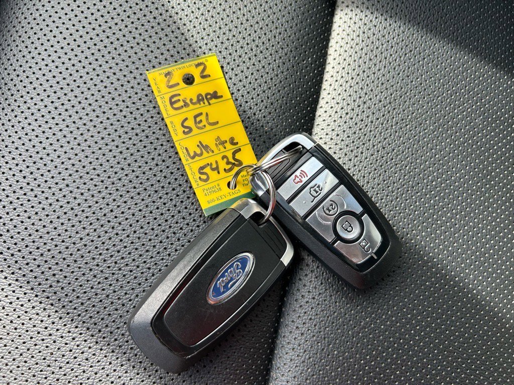 Used 2022 Ford Escape SEL image 37