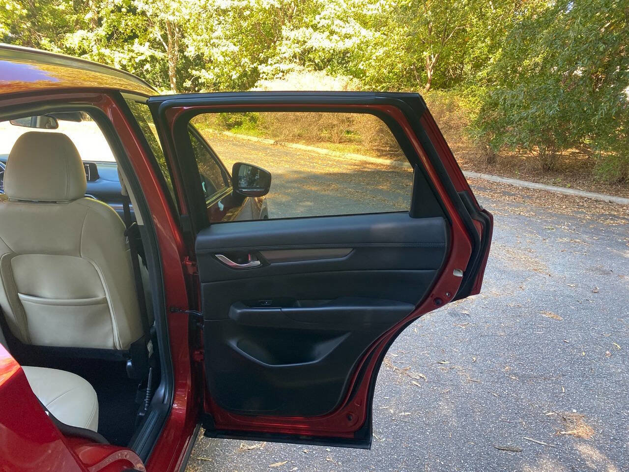 Used 2020 MAZDA CX-5 Touring image 45