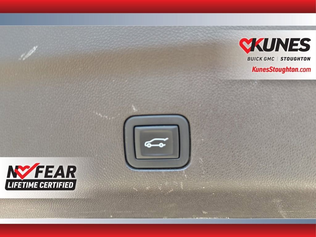 Used 2024 GMC Yukon Denali w/ Denali Reserve Package image 47