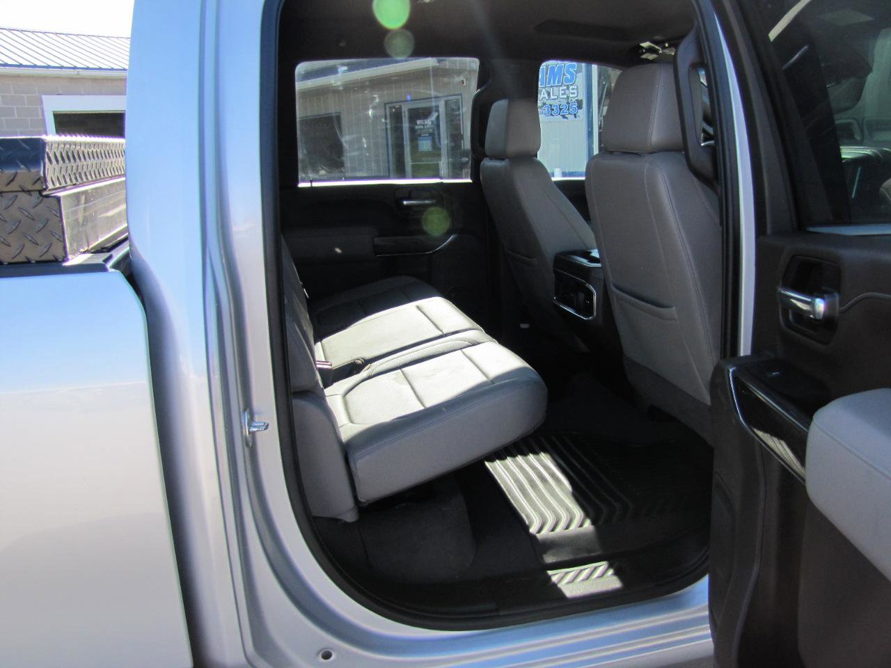 Used 2022 Chevrolet Silverado 3500 LTZ w/ LTZ Plus Package image 8