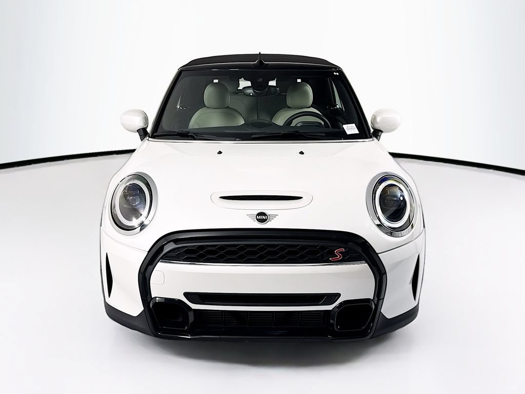 Used 2023 MINI Cooper S w/ Signature Upholstery Package FWD image 2