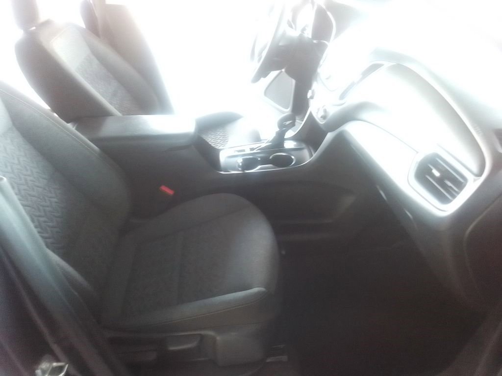 Used 2022 Chevrolet Equinox LT image 16