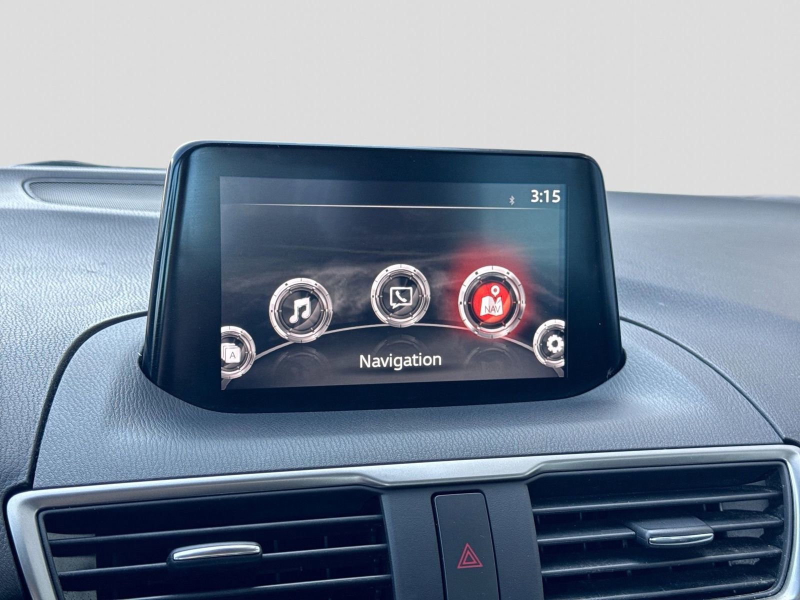 Used 2018 MAZDA MAZDA3 Touring image 48