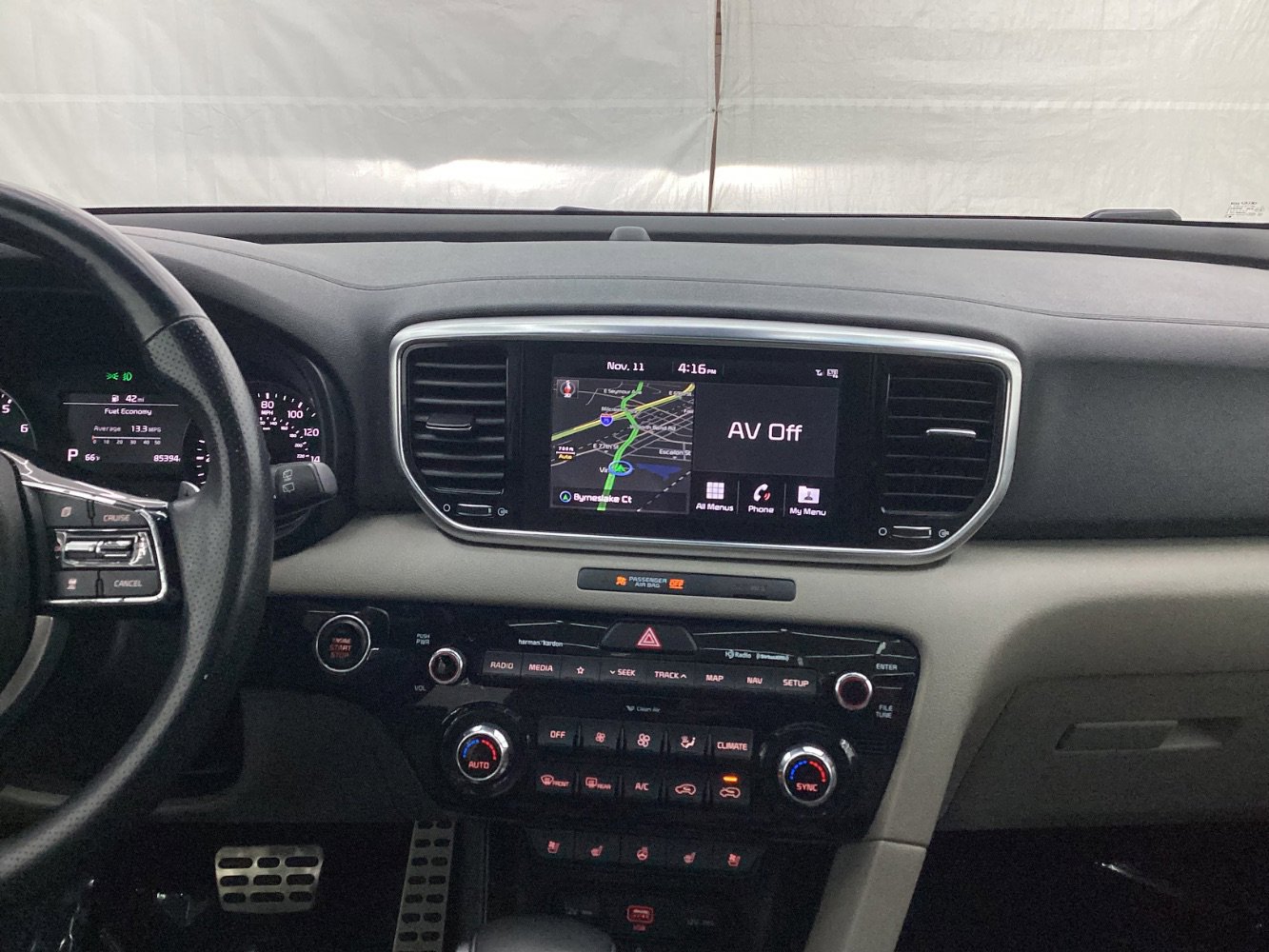 Used 2020 Kia Sportage SX image 28