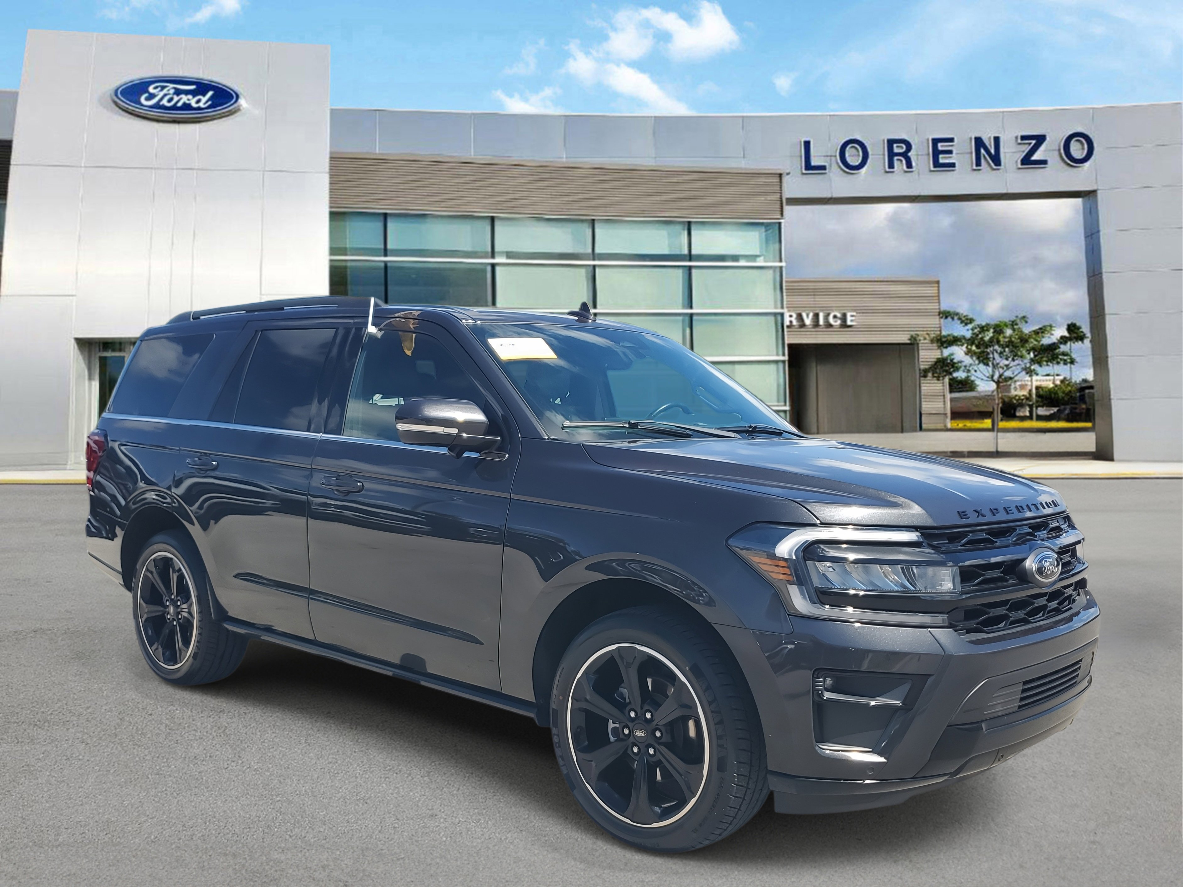 Certified 2023 Ford Expedition Limited image 3