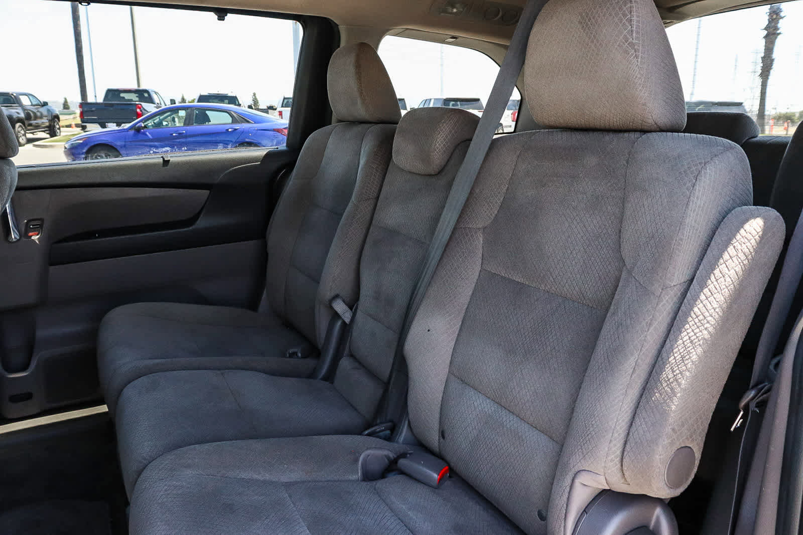 Used 2015 Honda Odyssey EX image 22