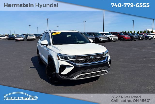 Used 2024 Volkswagen Taos SEL AWD/4WD image 1