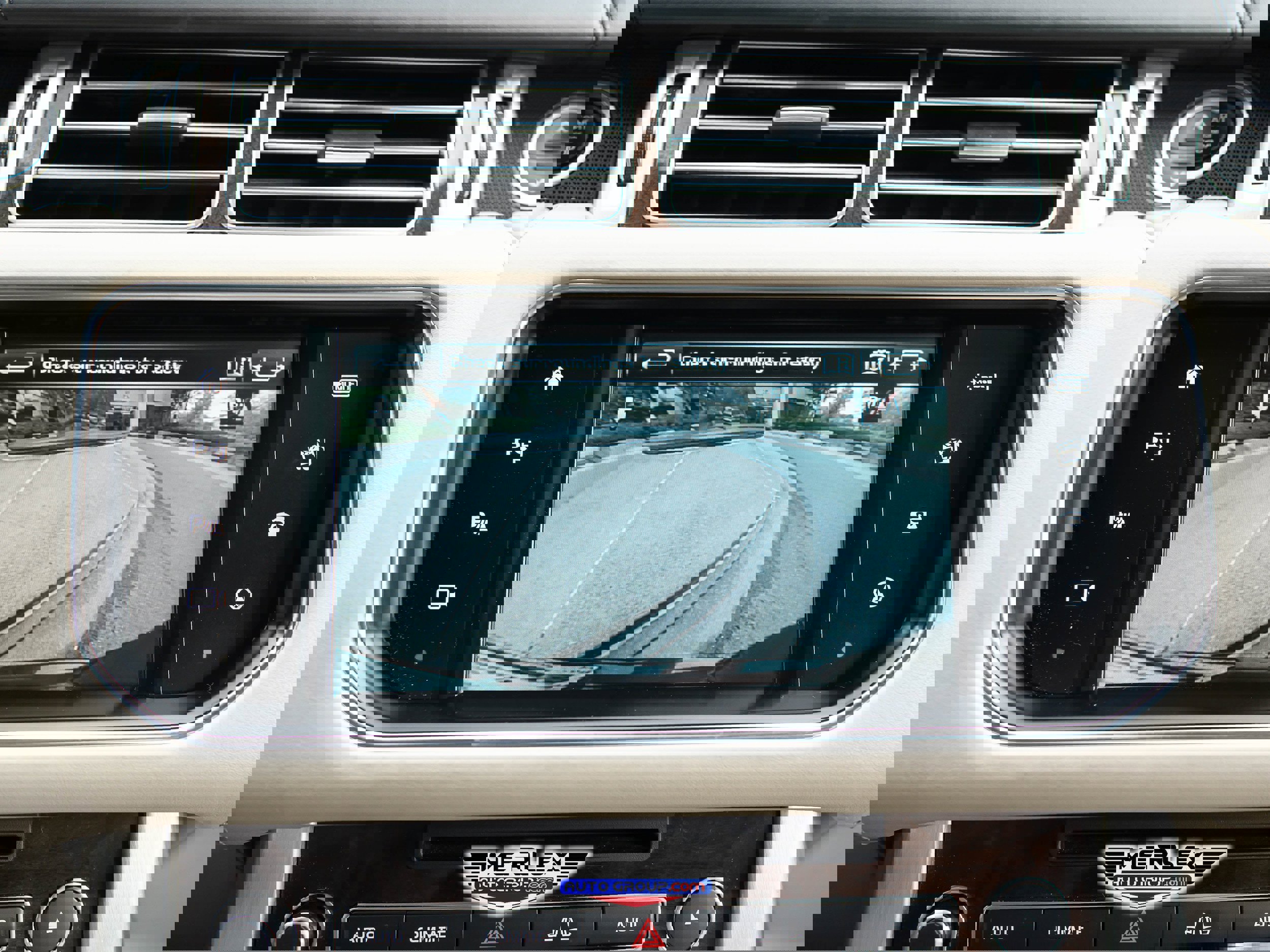 Used 2016 Land Rover Range Rover Autobiography image 34