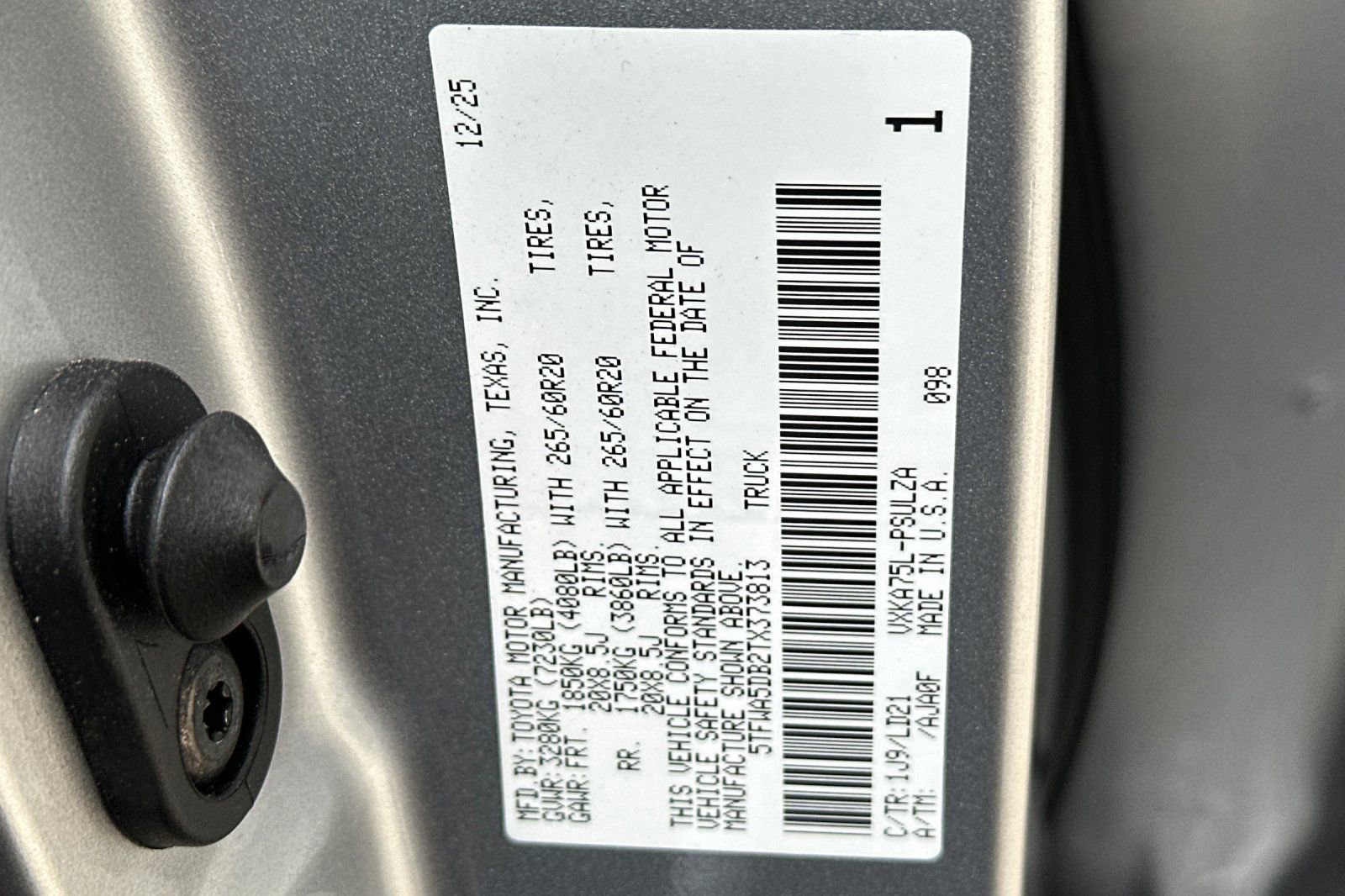 Used 2026 Toyota Tundra Limited w/ TRD Off-Road Package AWD/4WD image 28
