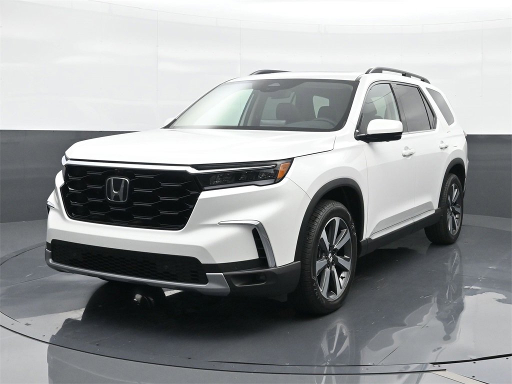 Used 2024 Honda Pilot Elite