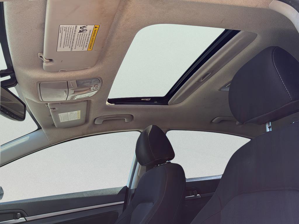 Used 2017 Hyundai Elantra Value Edition image 24