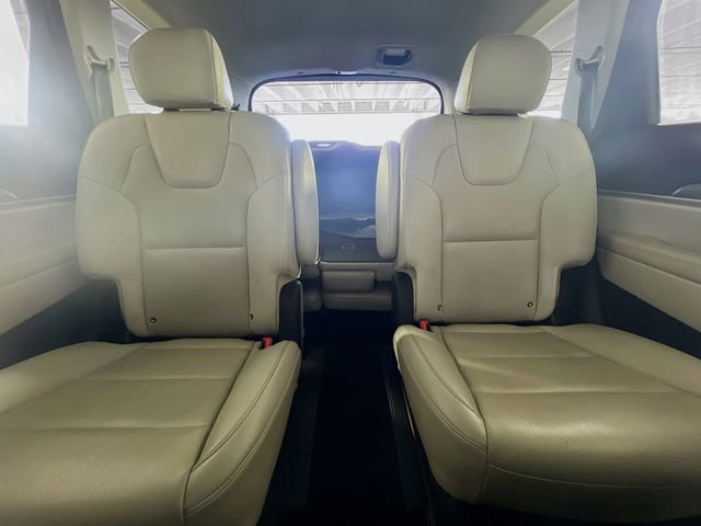 Used 2020 Kia Telluride S FWD image 26