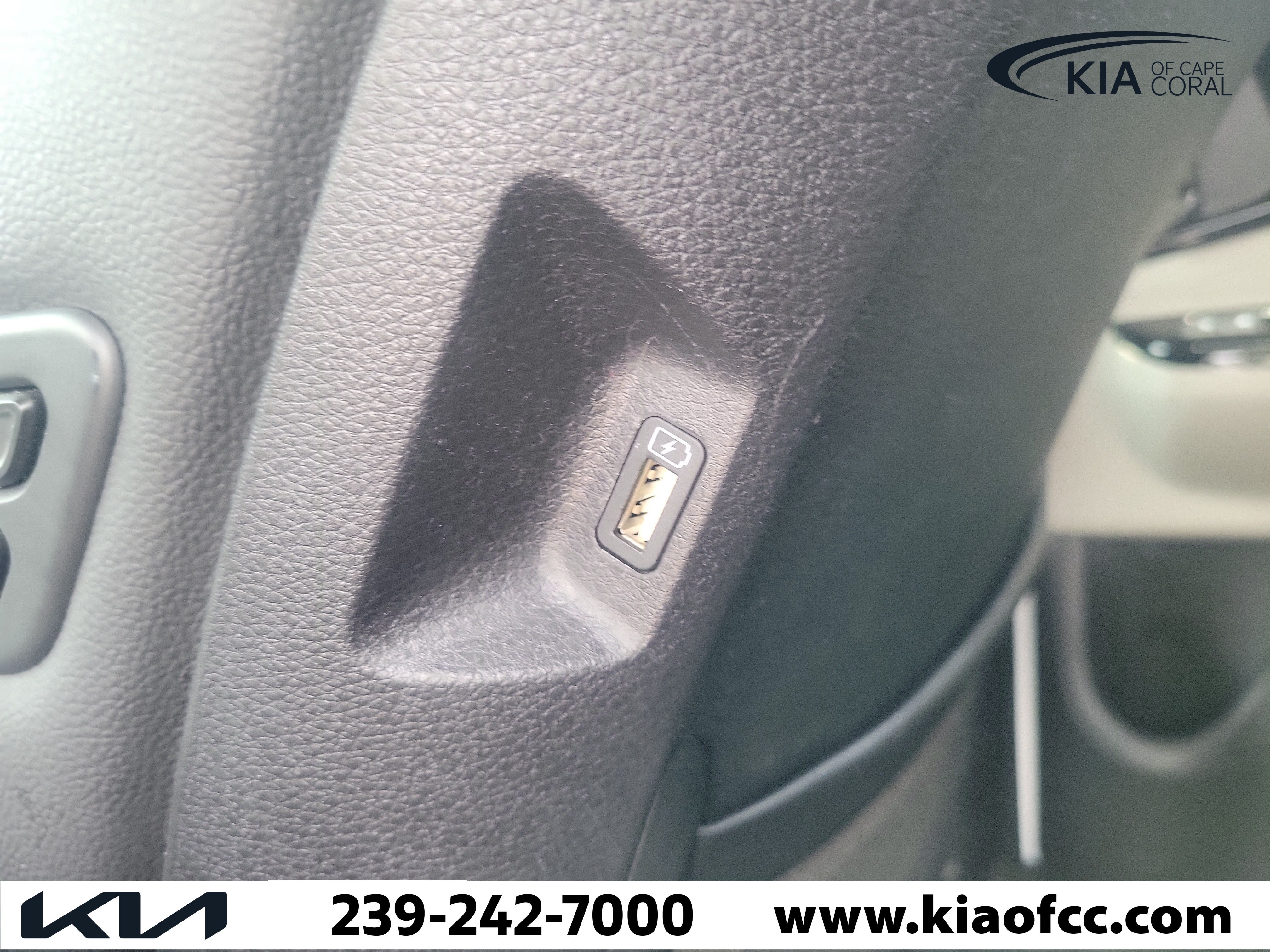 Used 2022 Kia Carnival SX Prestige FWD image 16