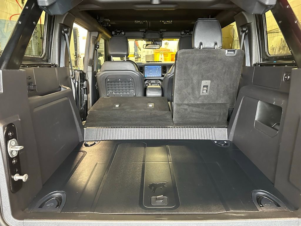 Used 2022 Ford Bronco Everglades image 37