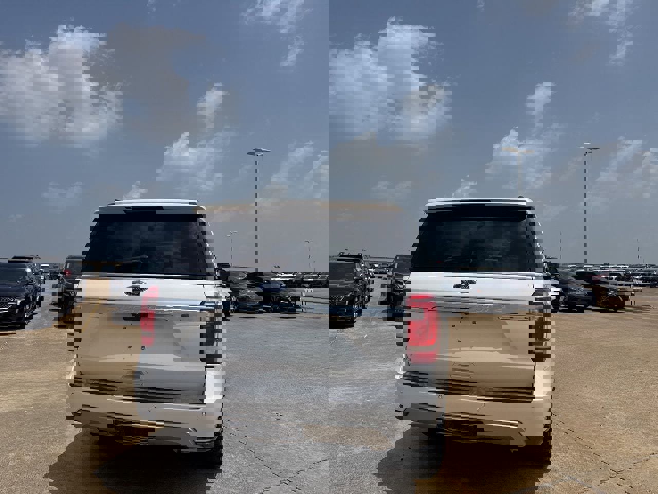 Used 2020 Ford Expedition XLT RWD image 21