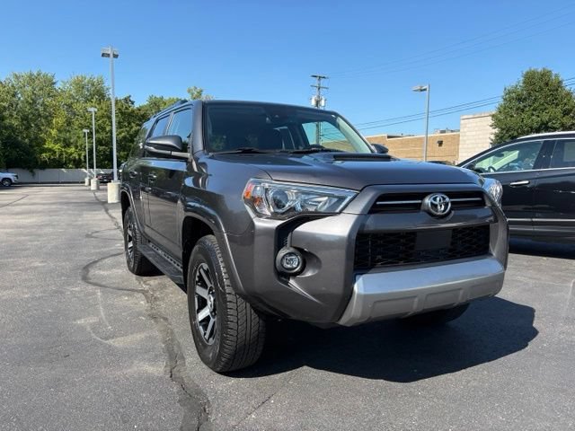 Used 2022 Toyota 4Runner TRD Off-Road Premium w/ Moonroof Package AWD/4WD image 11