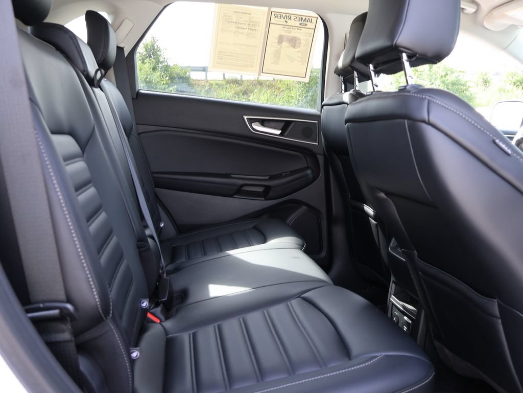 Certified 2024 Ford Edge SEL w/ Convenience Package AWD/4WD image 14