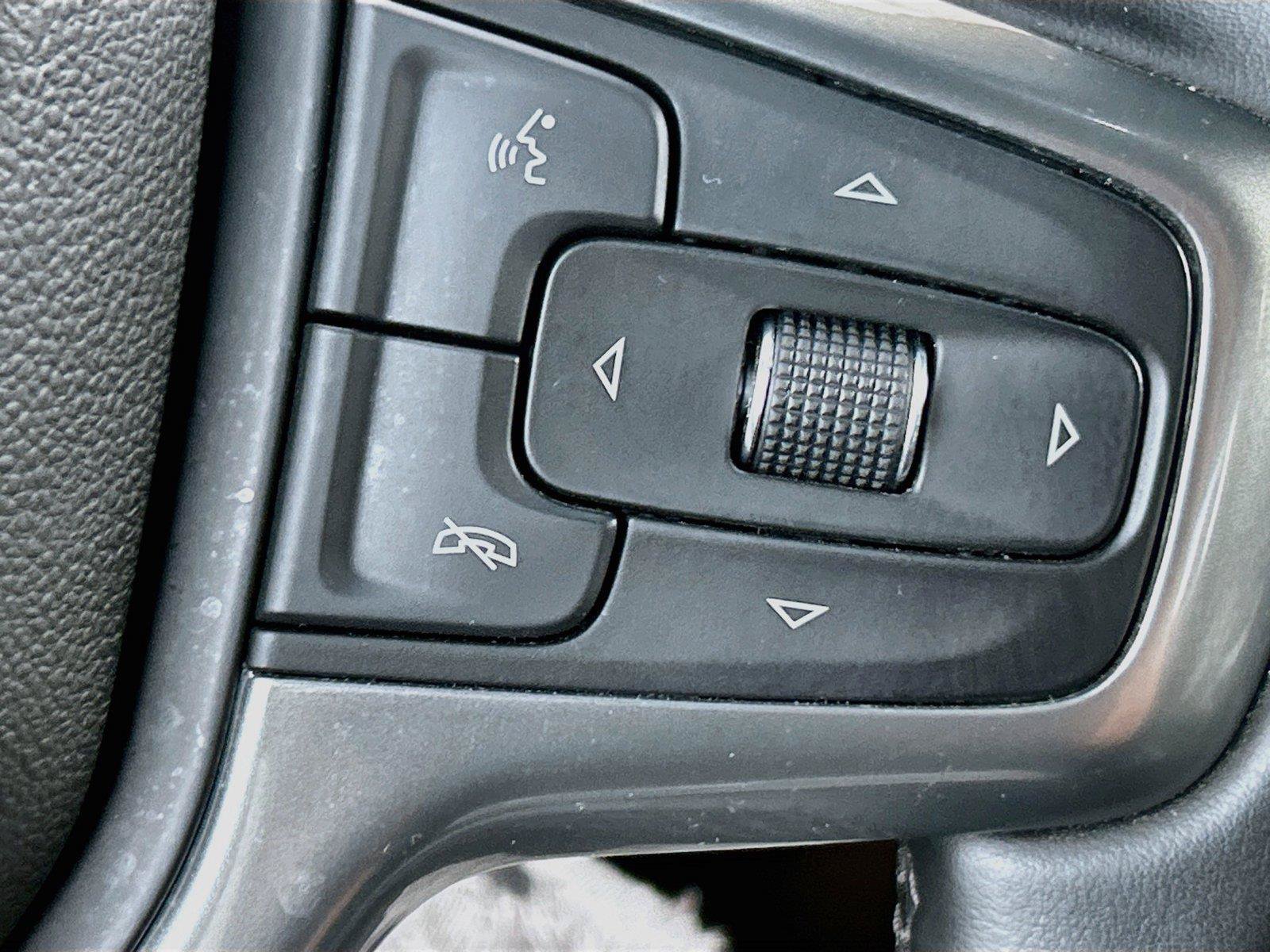 Used 2025 Chevrolet Silverado 1500 LT AWD/4WD image 36