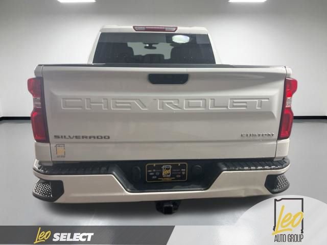 Used 2020 Chevrolet Silverado 1500 Custom w/ Custom Value Package AWD/4WD image 5